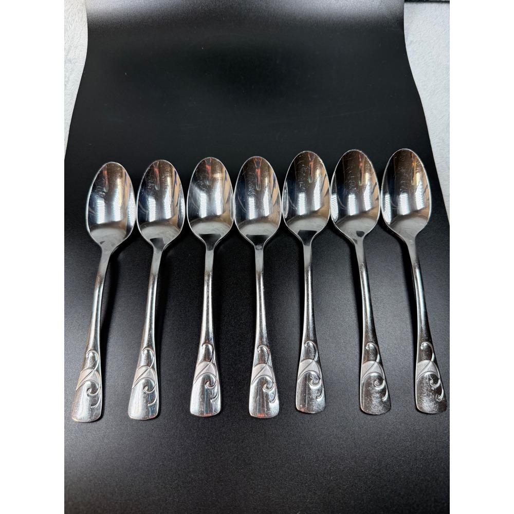 Oneida Serif Pattern Stainless Oval Soup Spoon Scroll Swirl Design Set of 7